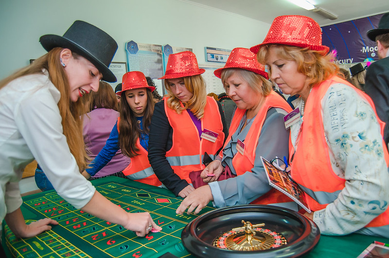 Отметить День строителя в Izhevsk с Квесторией