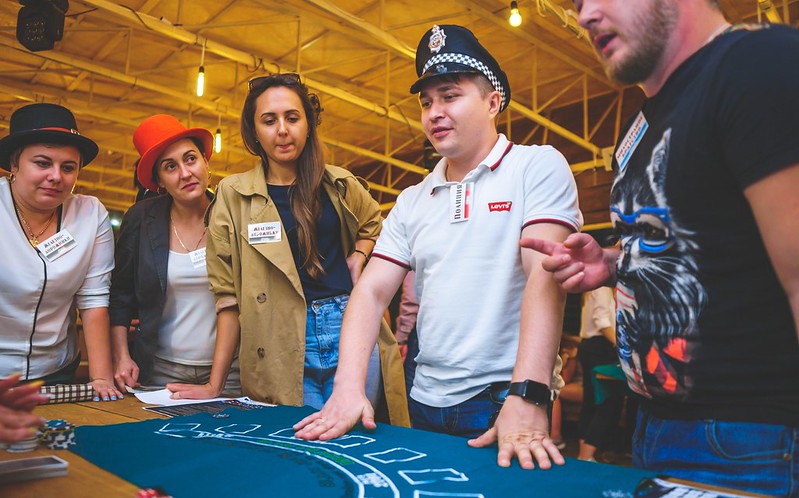 Корпоративные сувениры и подарки на День нефтяника в Izhevsk