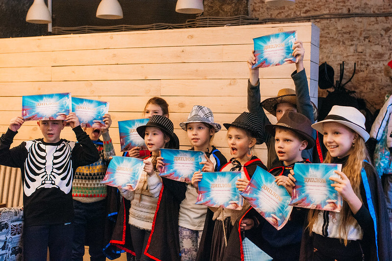 Как отметить Новый год классом — идеи для младших школьников в Ижевске